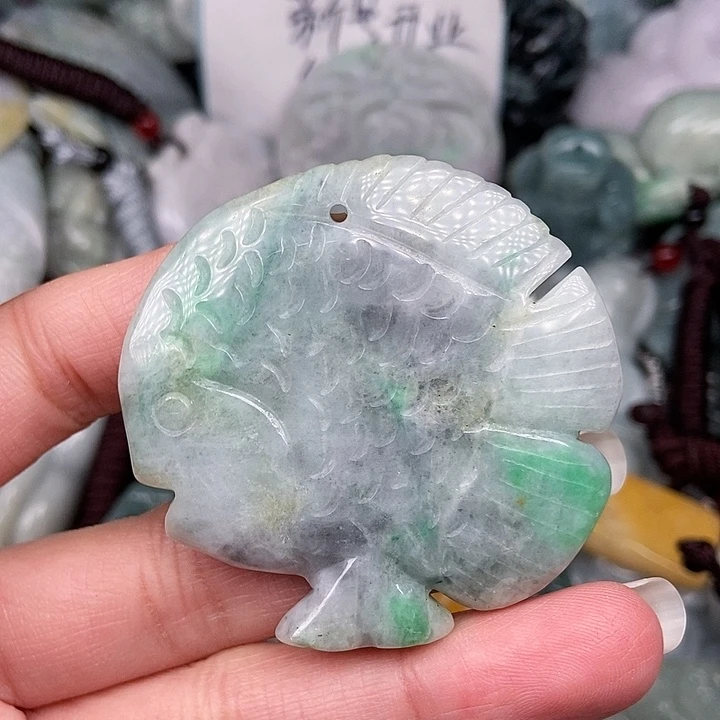 颈饰未镶嵌翡翠翡翠