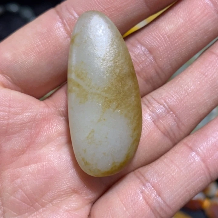 未镶嵌和田玉（糖玉）挂件