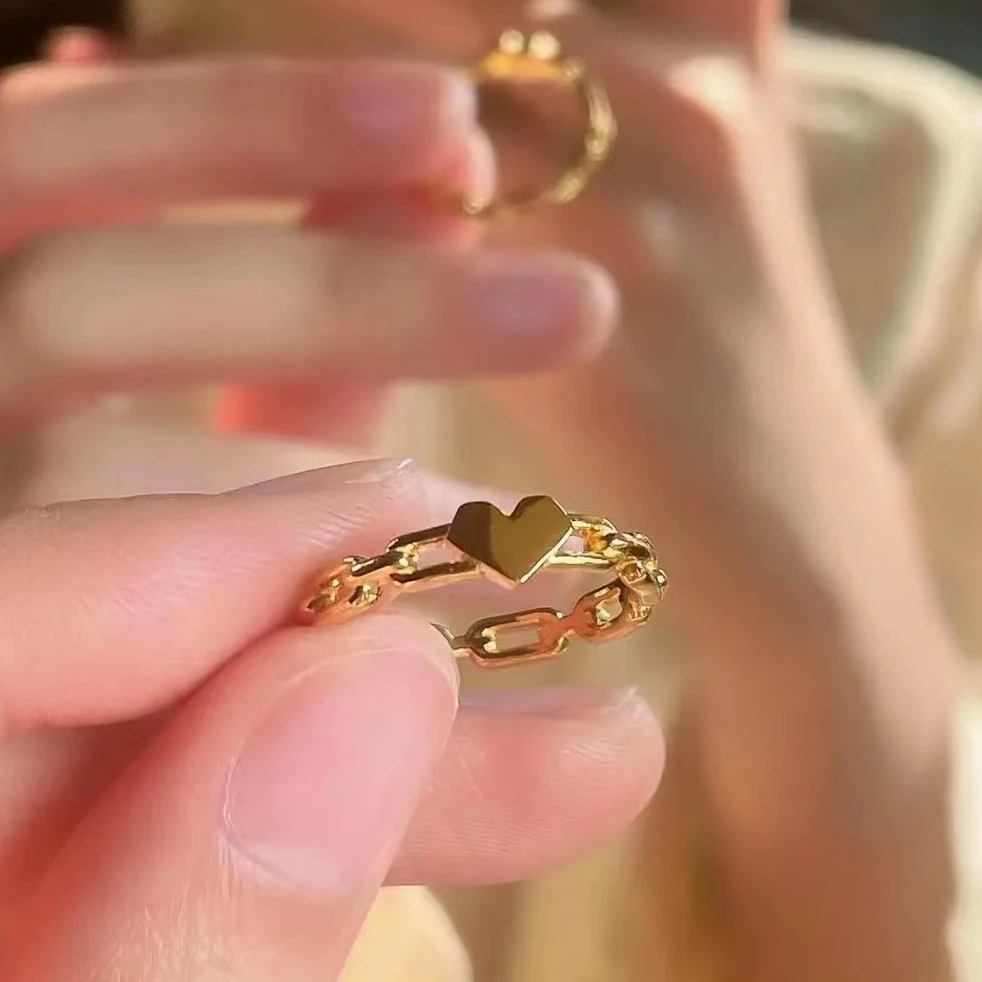 钛钢戒指 爱心时尚镂空链条设计款戒指Z-38