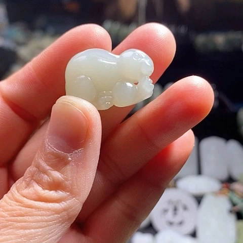 和田玉颈饰未镶嵌