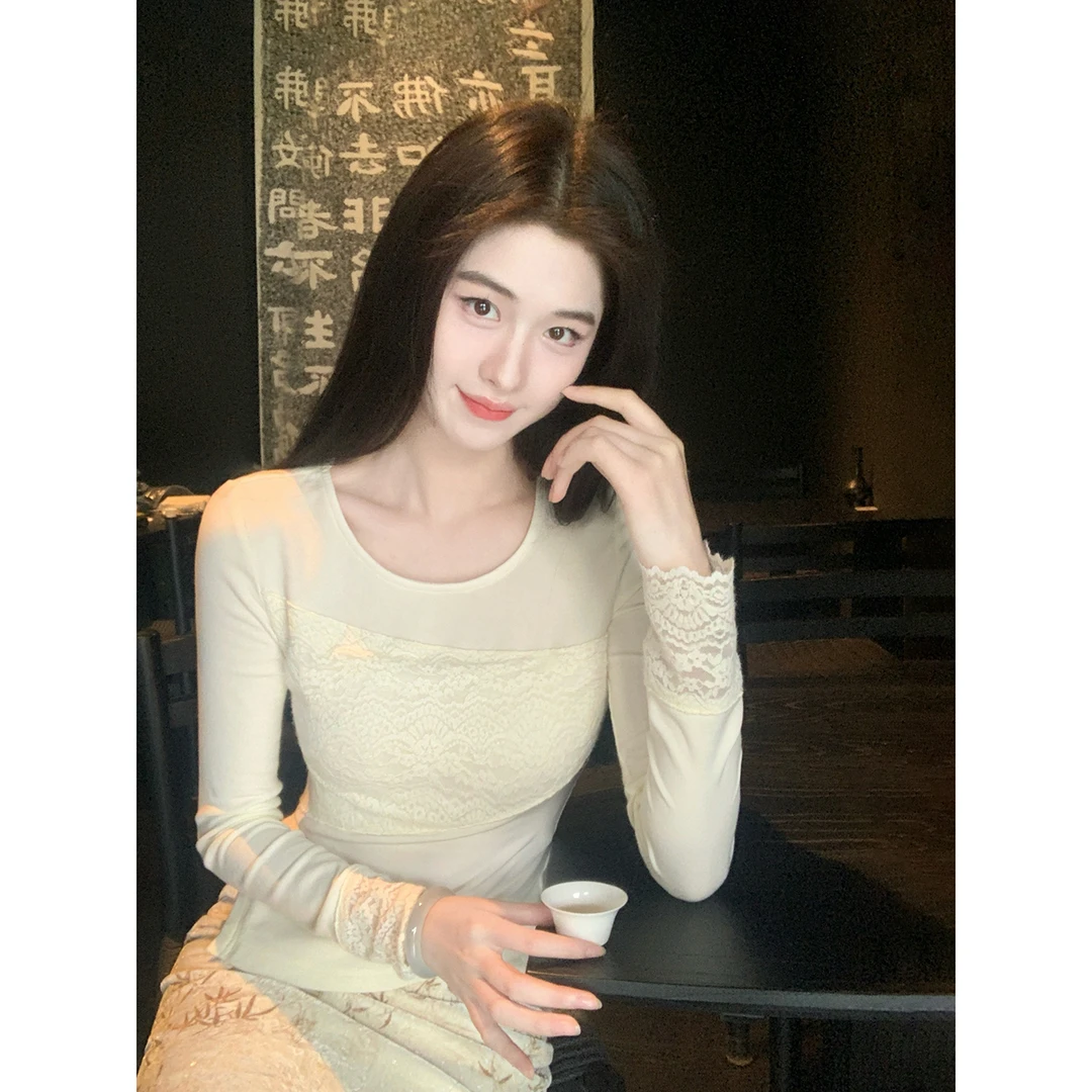 凌茜恣禾【柔风】法式针织拼蕾丝上衣女气质温柔显瘦百搭内搭打底衫