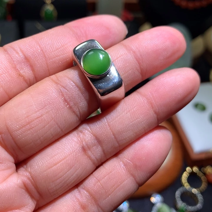 和田玉戒指银S925镶嵌外*人