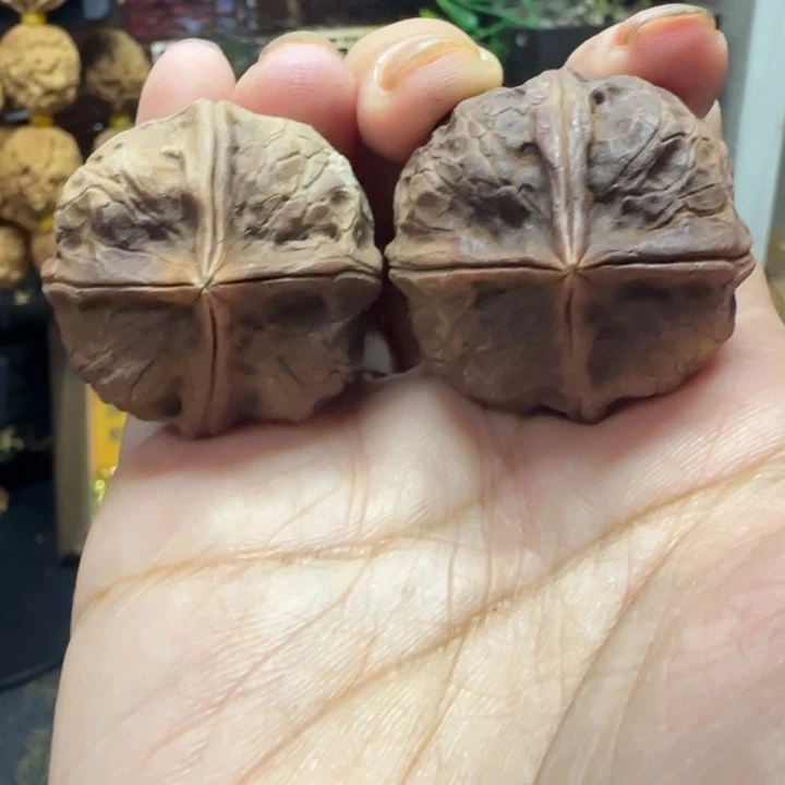 吊坠文玩核桃臭豆腐花蟒四棱34