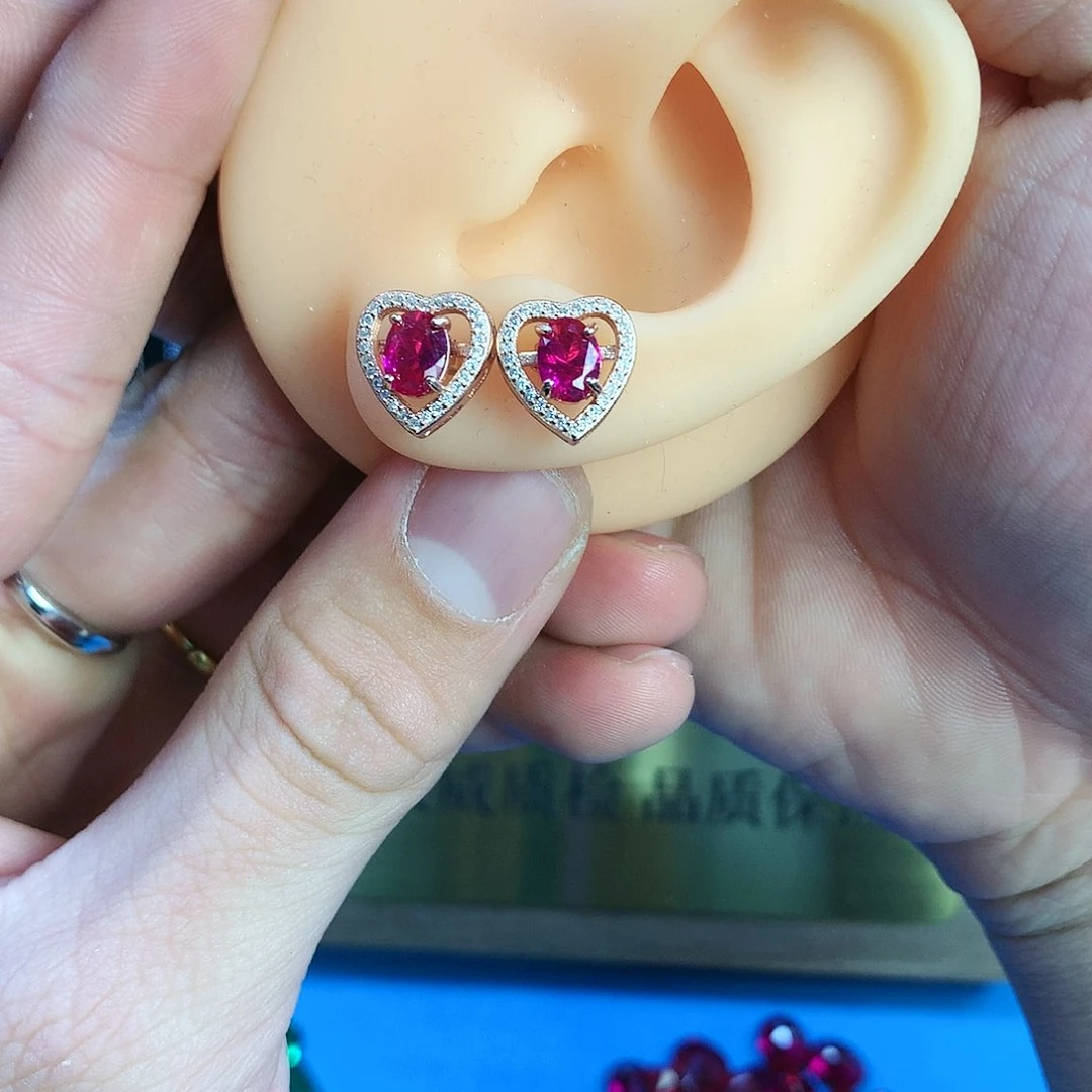 红宝石耳饰银S925镶嵌