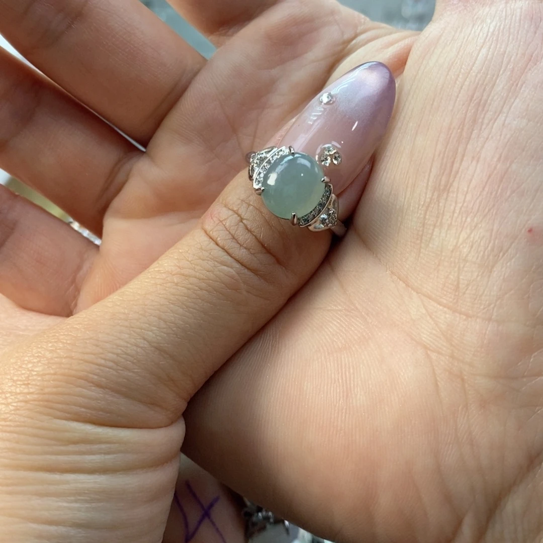 丽***吓翡翠未镶嵌戒指缅甸