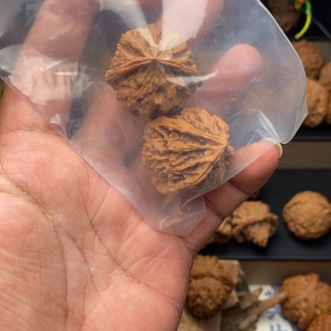h***东文玩核桃把件福利
