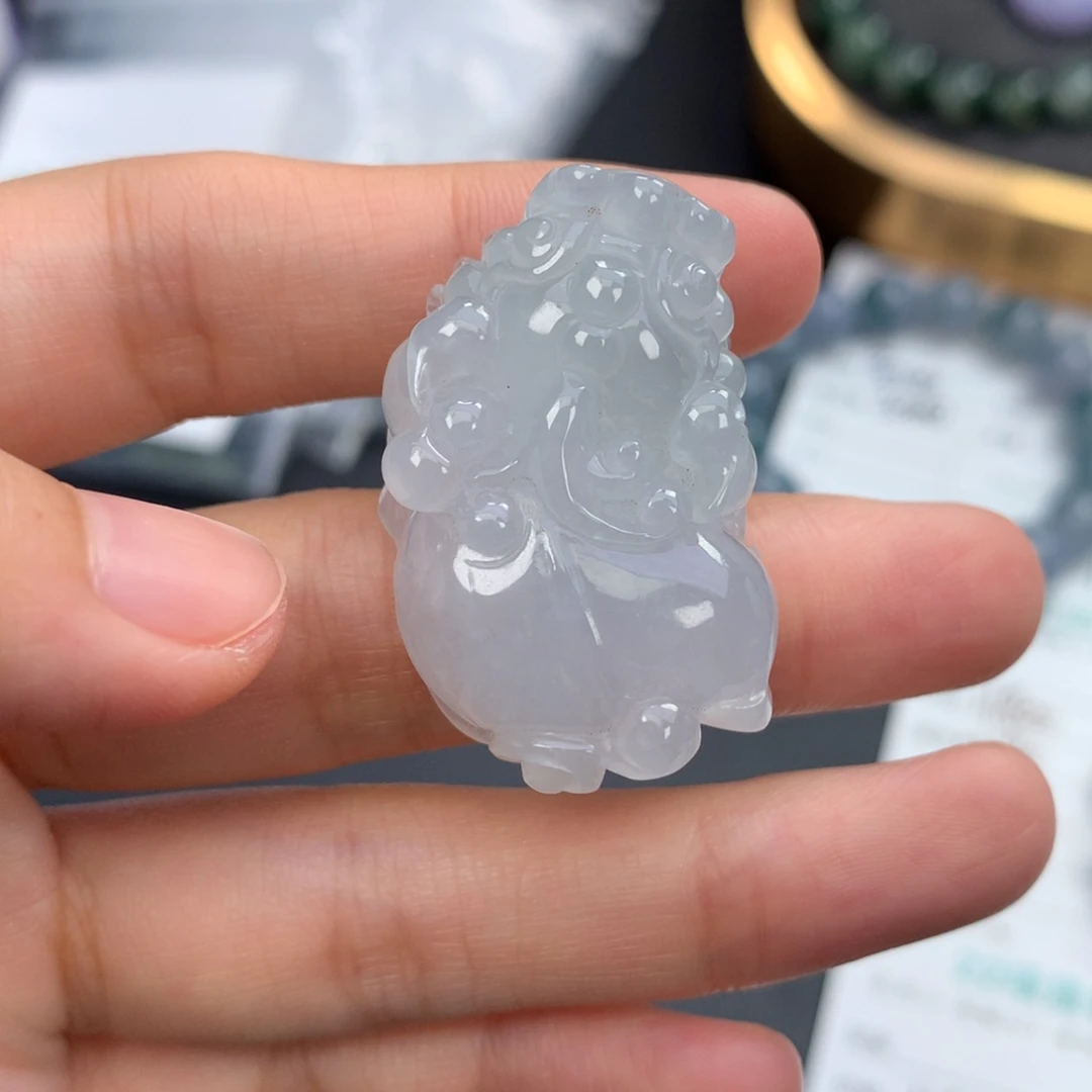 裸石翡翠翡翠貔貅