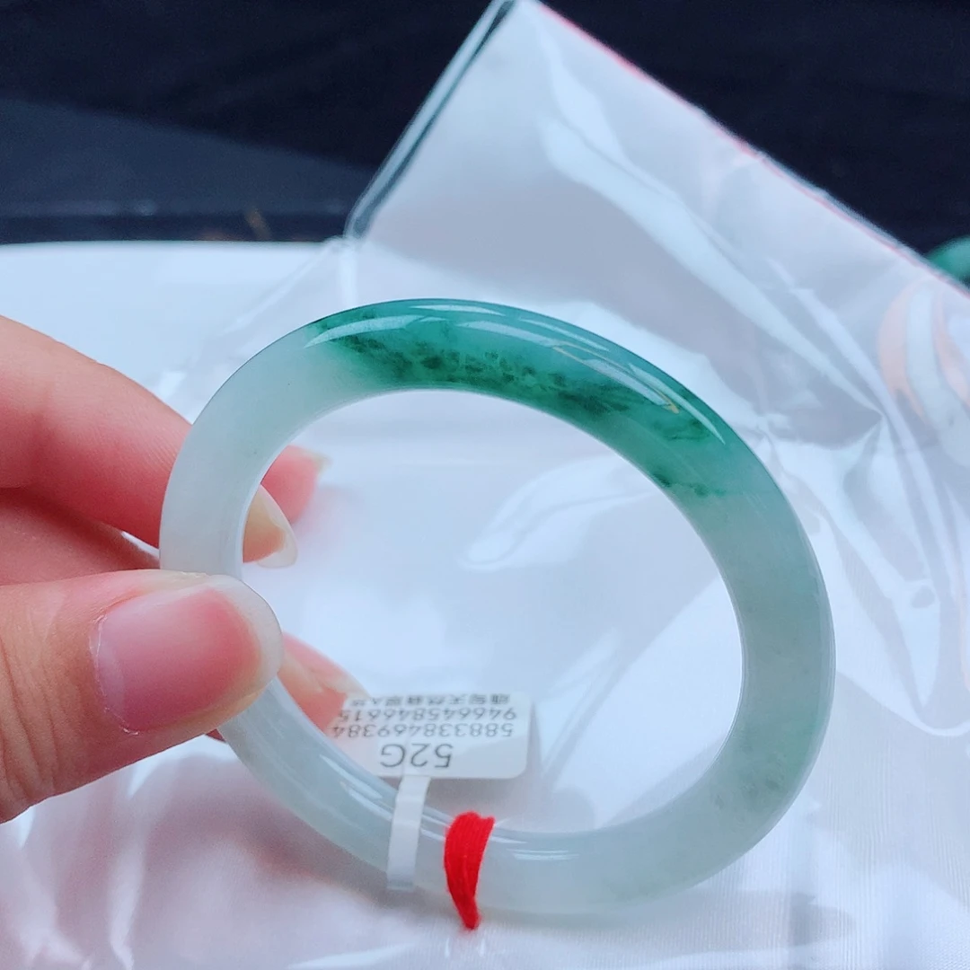 翡翠手镯未镶嵌天然缅甸翡翠A货手镯