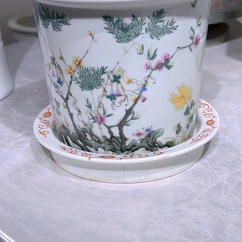 摆件沈****V粉彩花卉陶瓷