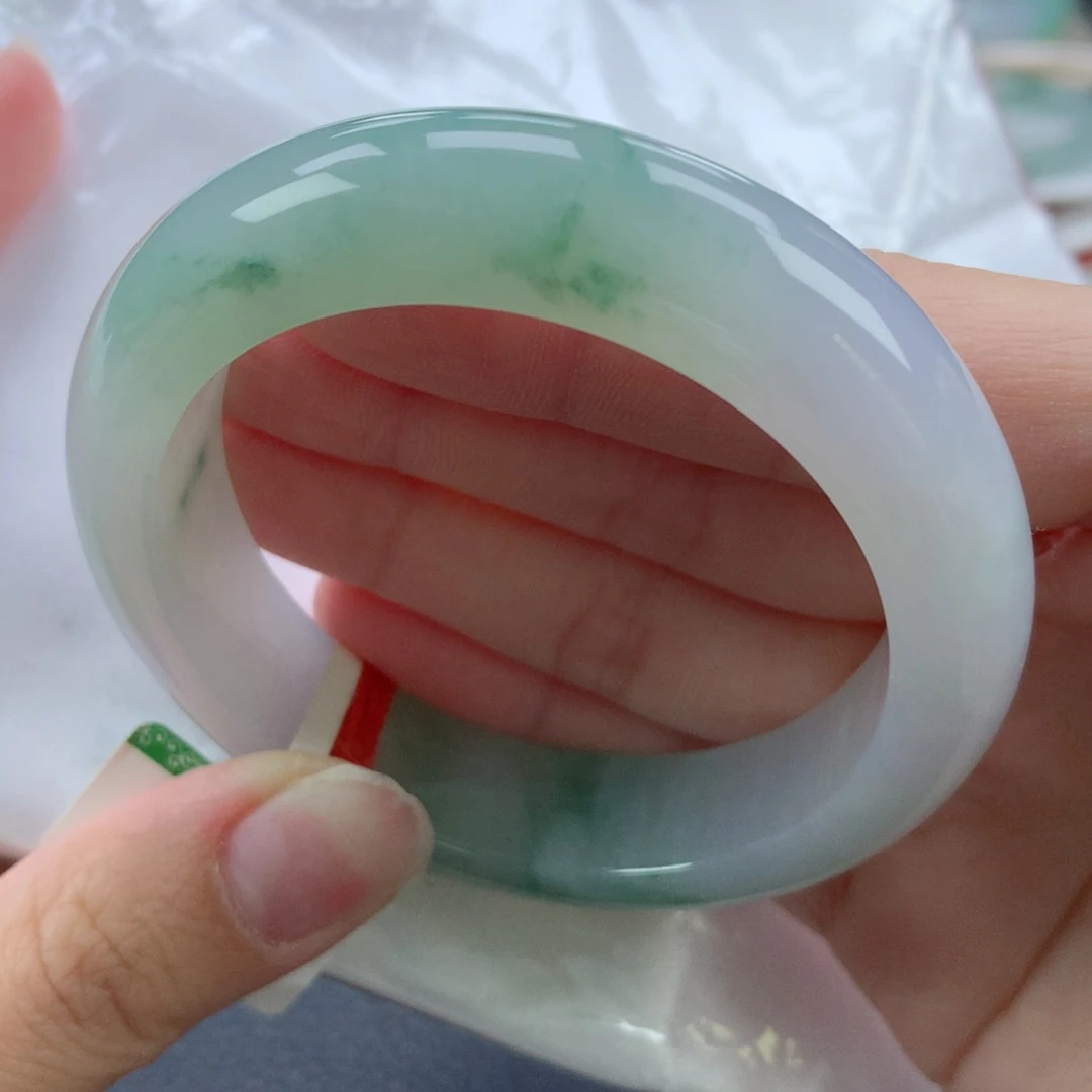 翡翠手镯未镶嵌52.8正圈