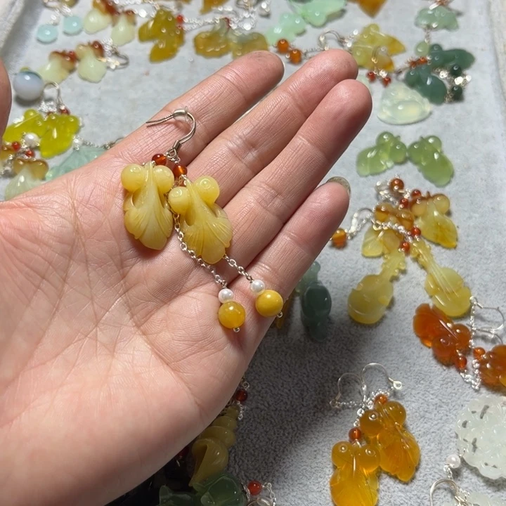 蛇纹石玉耳饰未镶嵌飘***朵