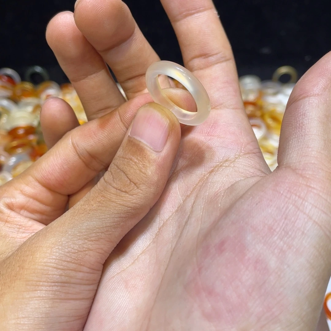 玛瑙/玉髓未镶嵌戒指202号港17 默认瑕疵