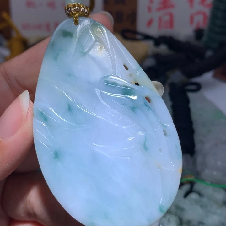 翡翠未镶嵌颈饰保真天然A货翡翠