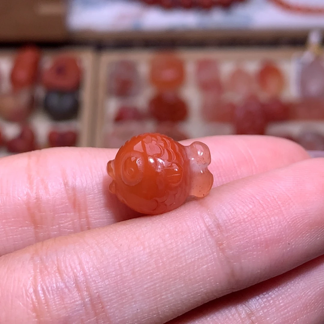 南红玛瑙未镶嵌珠宝半成品嘟嘟鱼