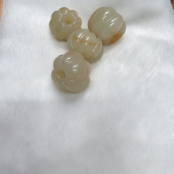 悟***道和田玉（糖玉）未镶嵌颈饰和田玉未镶嵌颈饰