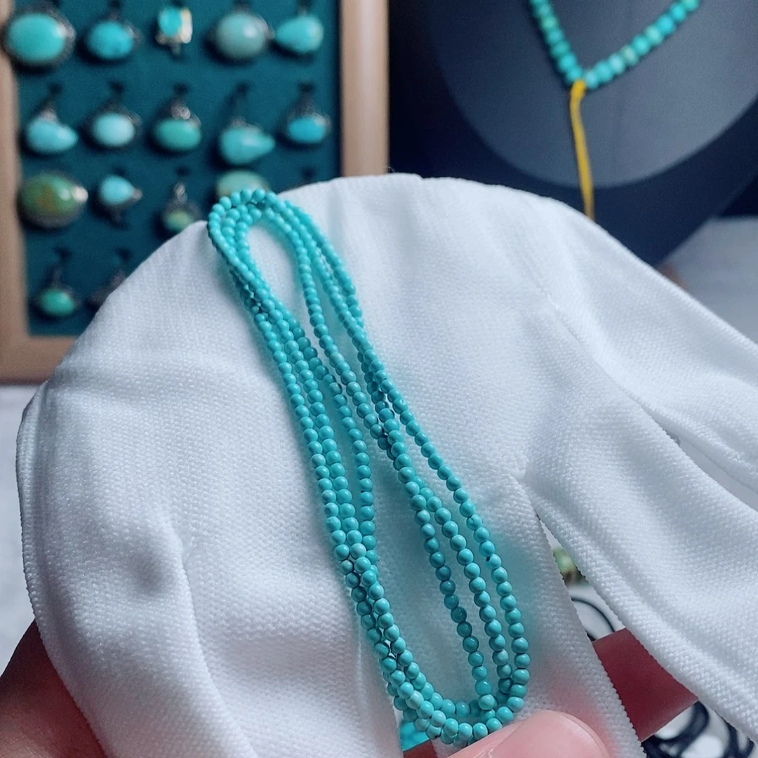 绿松石未镶嵌颈饰