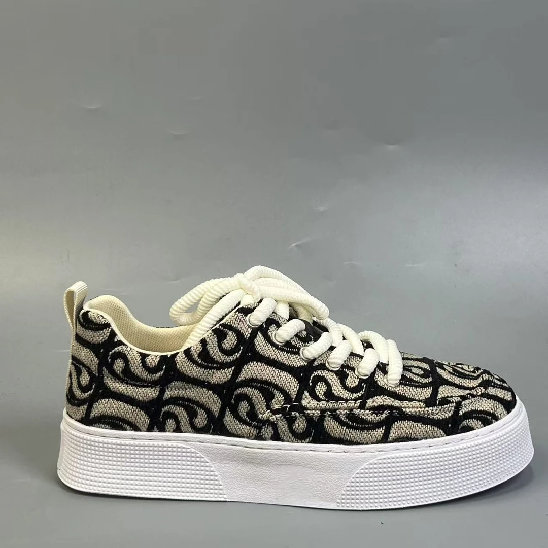 409时尚百搭休闲透气男鞋