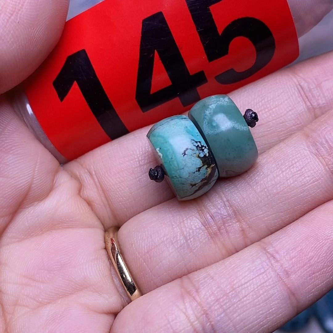 湖北十堰原矿特色散珠