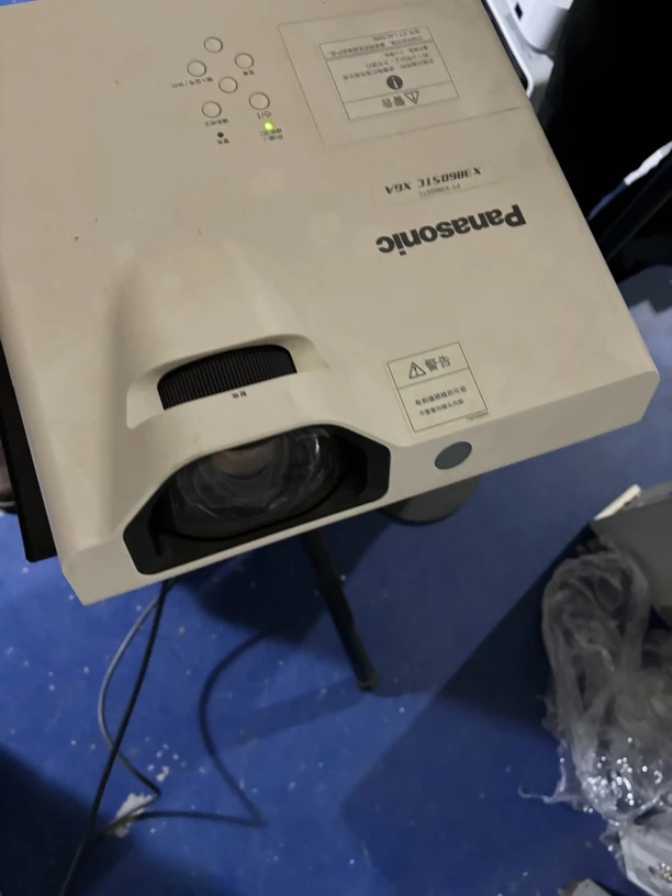 9新 Epson/爱普生 二手 松下特价短焦投影仪 运费自理