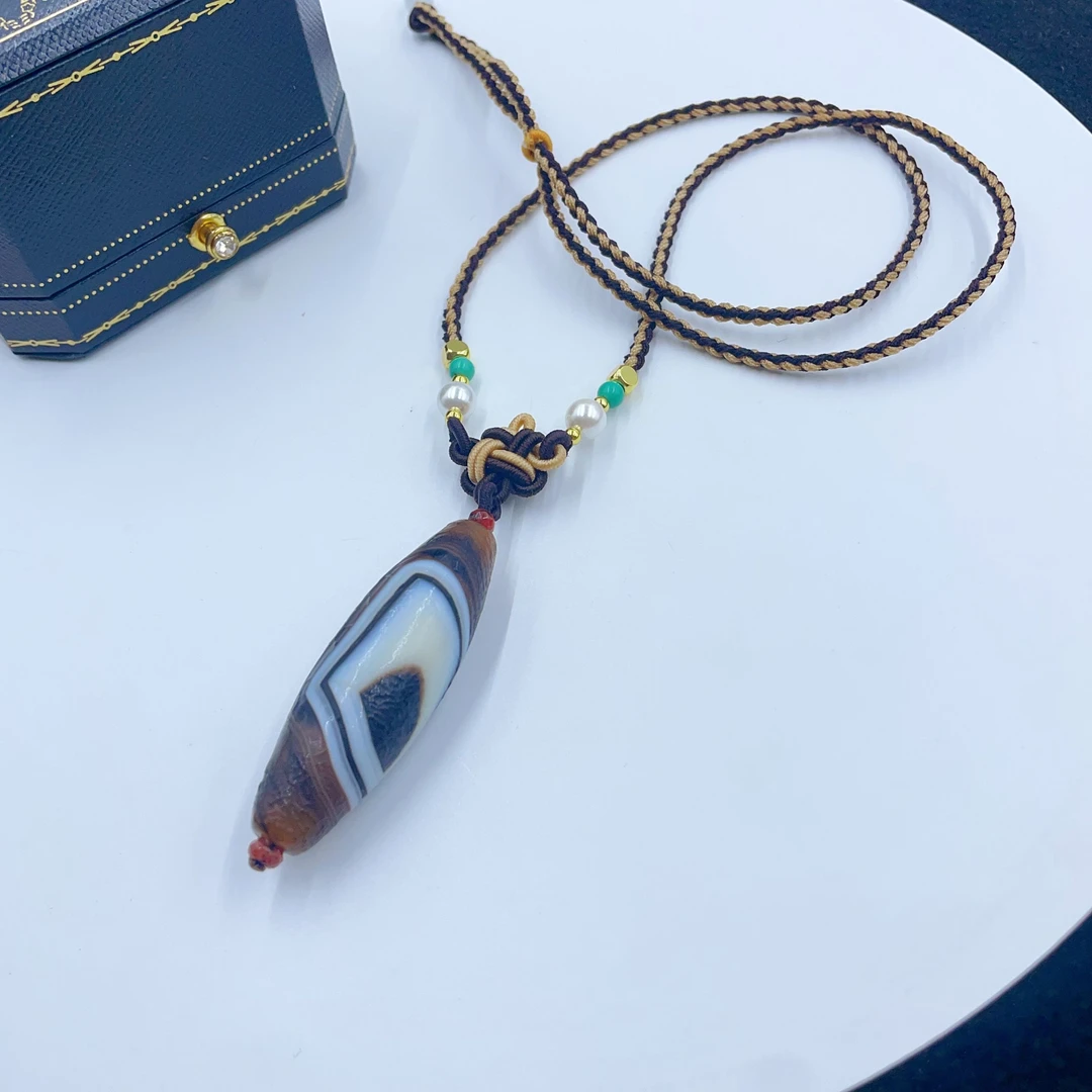 5001 白棕色吊坠带绳多样性发货