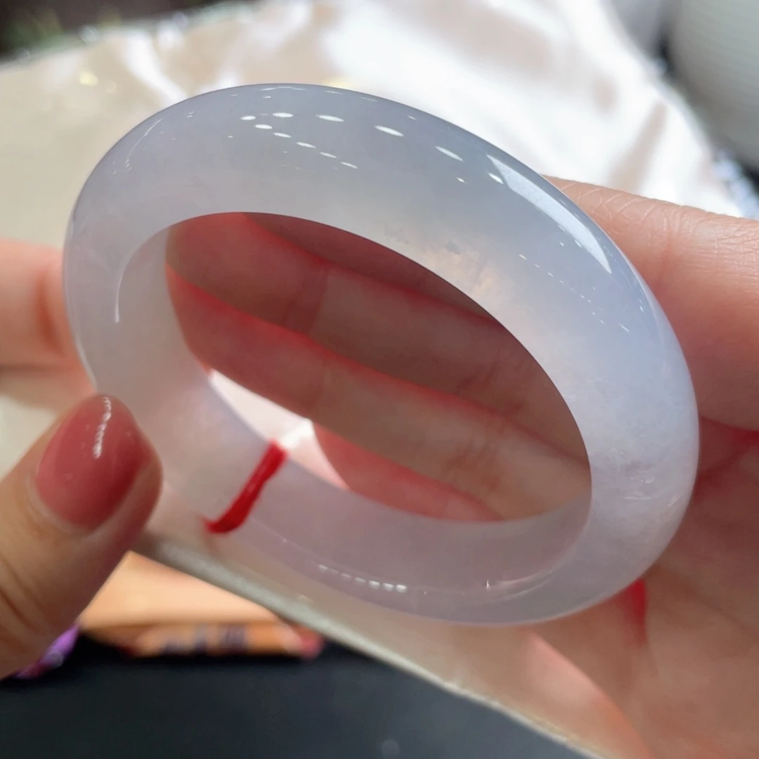 翡翠未镶嵌手镯53圈 冰紫起光