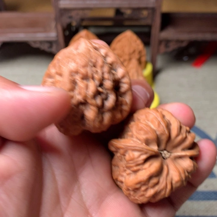 神***龙文玩核桃把件平谷凹底