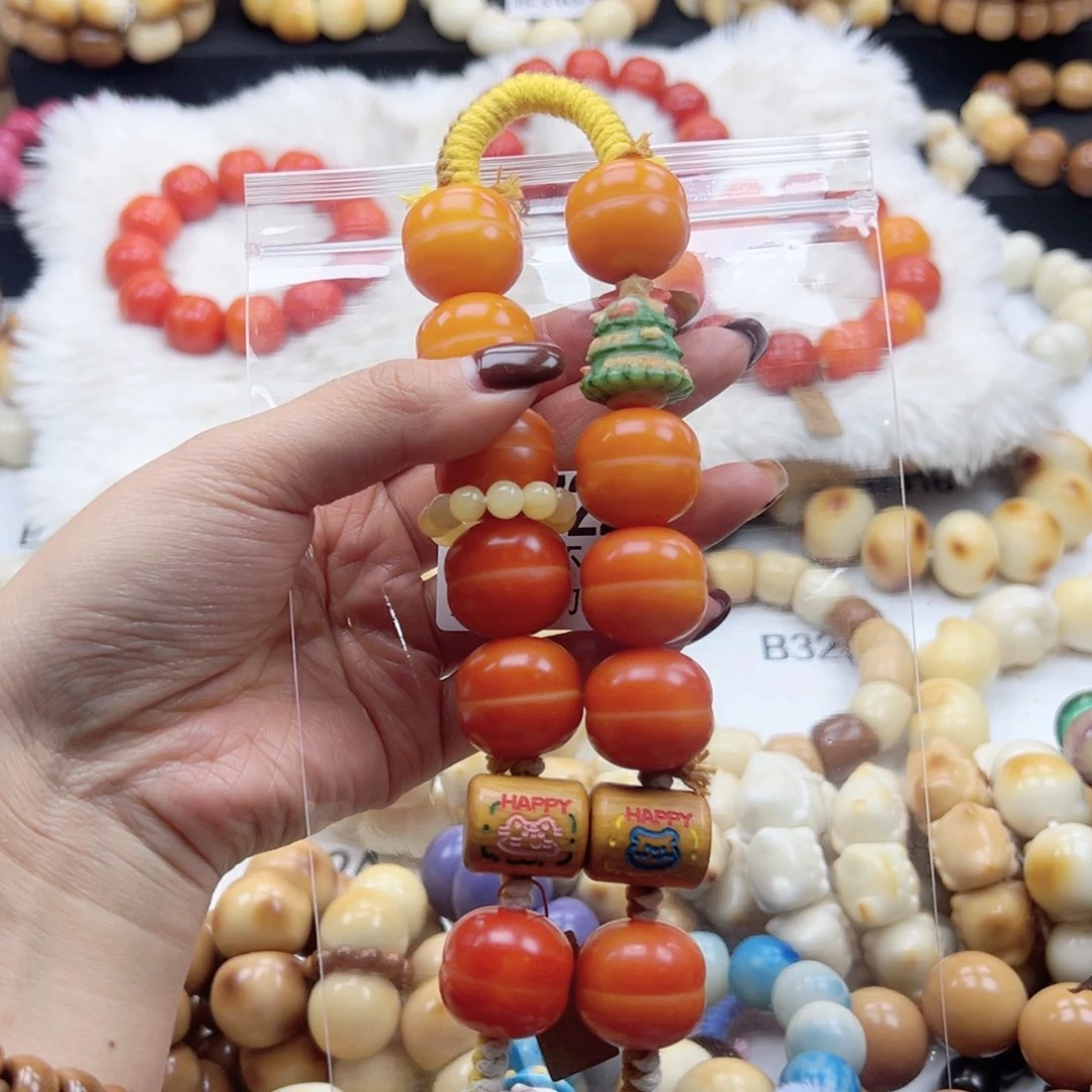 吊坠白玉菩提用****922卡蛋堡设计款瑕