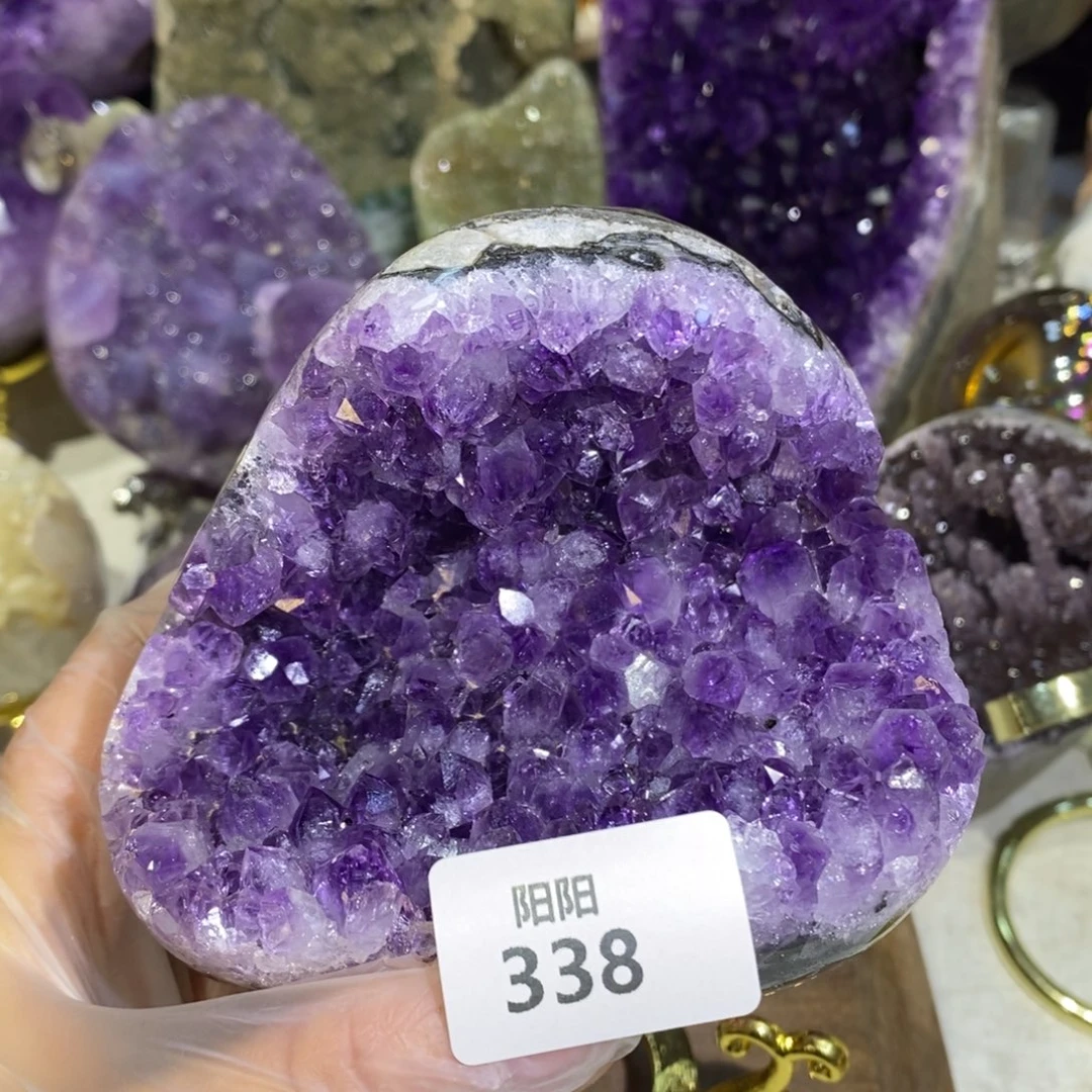 紫晶大型摆件（非配饰）未镶嵌