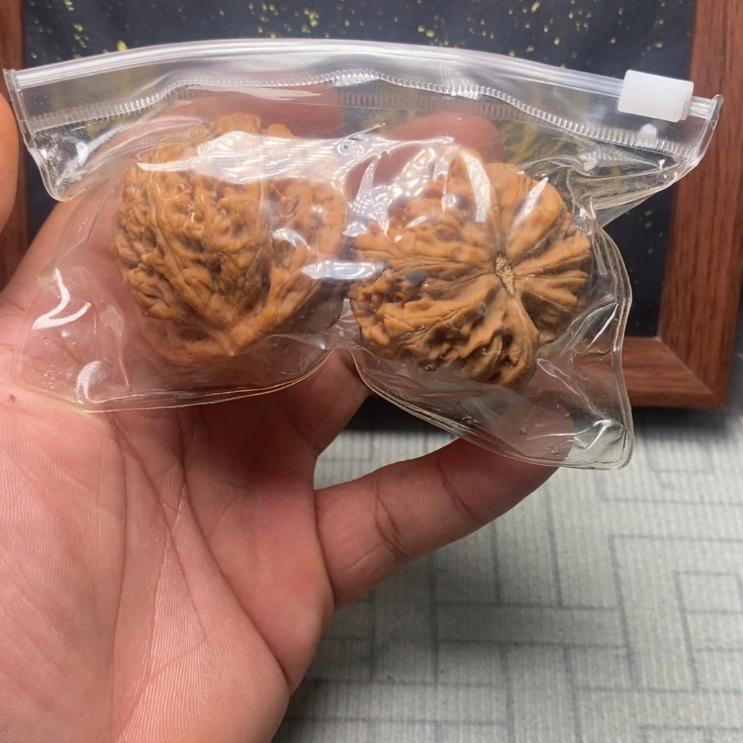 江***鹤吊坠文玩核桃文玩核桃大粗筋