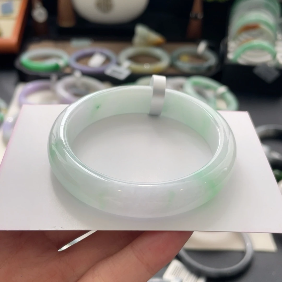 翡翠未镶嵌手镯67号54.2正圈