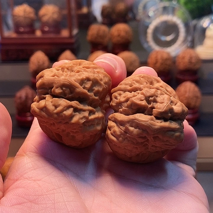 X***S把件桃核40尺邀请蛙