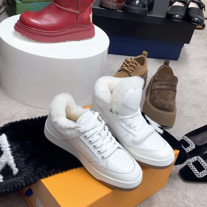 直播间的优惠价格时尚雪地雪