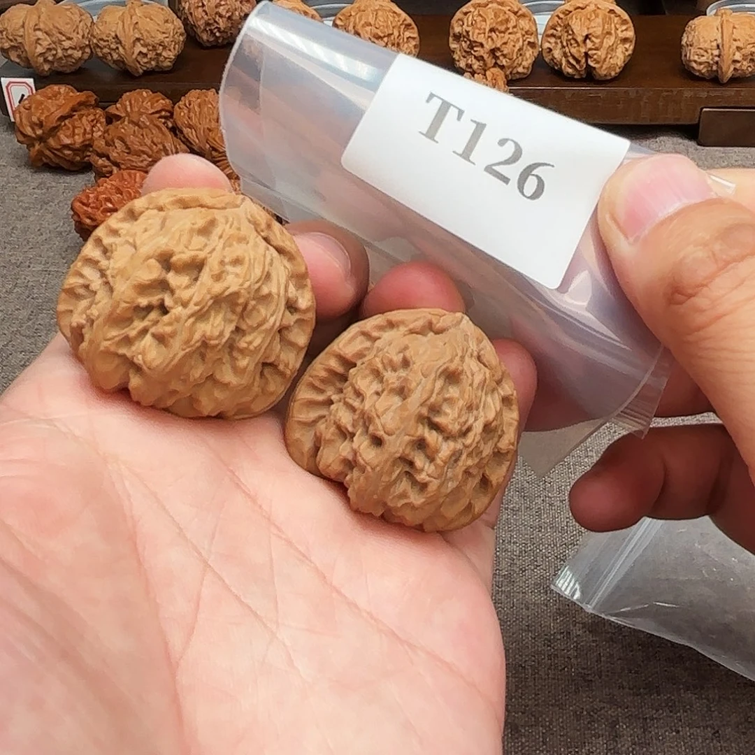 文玩核桃吊坠T126