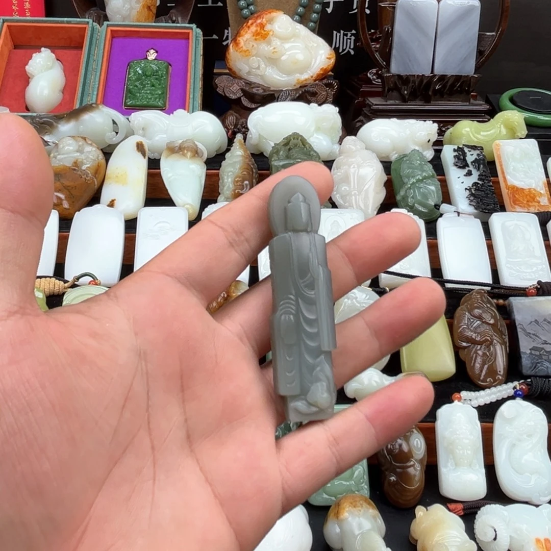 和田玉未镶嵌挂件