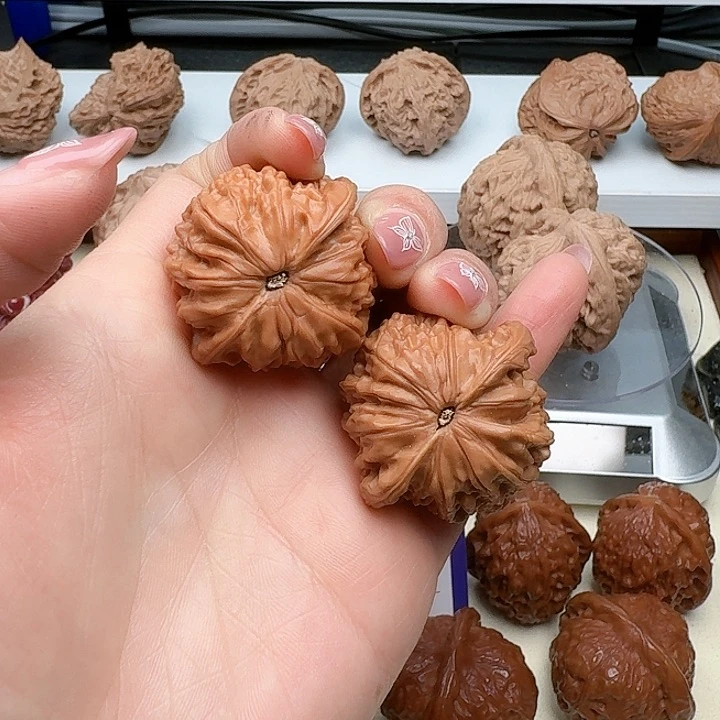 文玩核桃吊坠嘉*38全品毕业对正磨