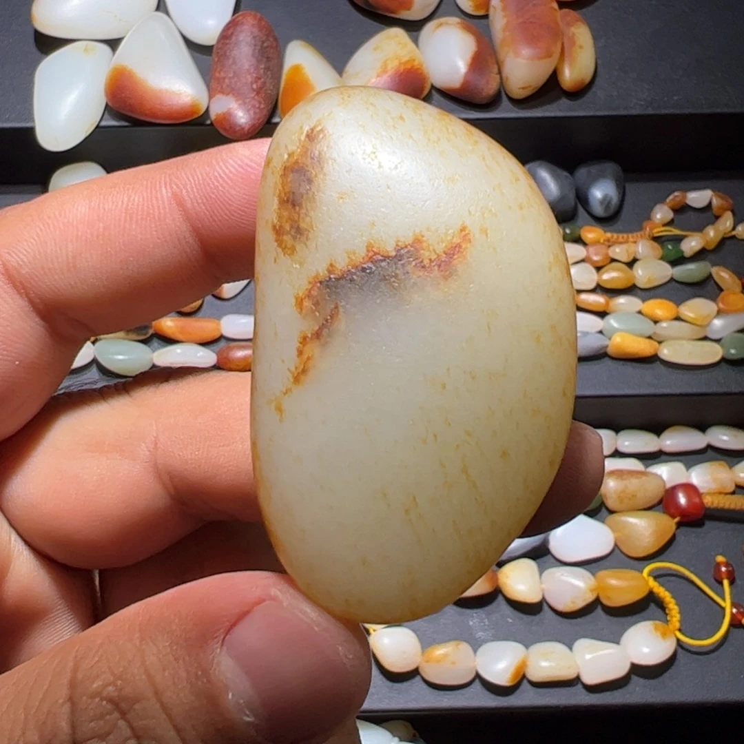 和田玉未镶嵌颈饰51克