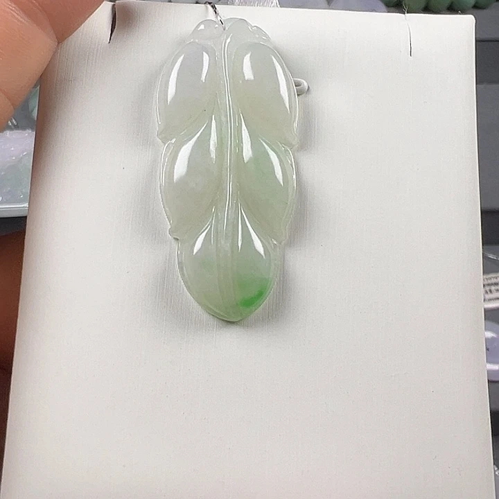 翡翠未镶嵌颈饰翡翠挂件