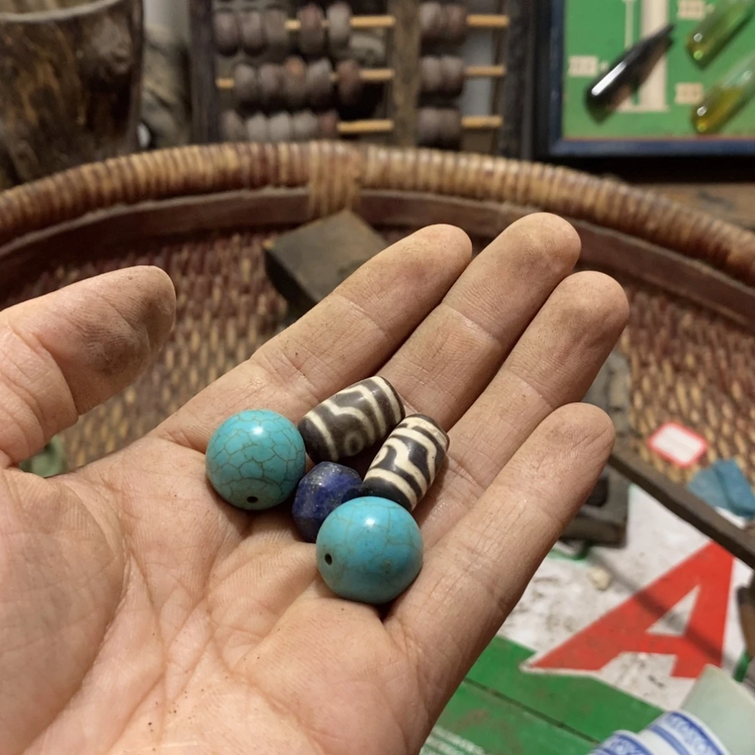 百***)琉璃手工艺品46789888899