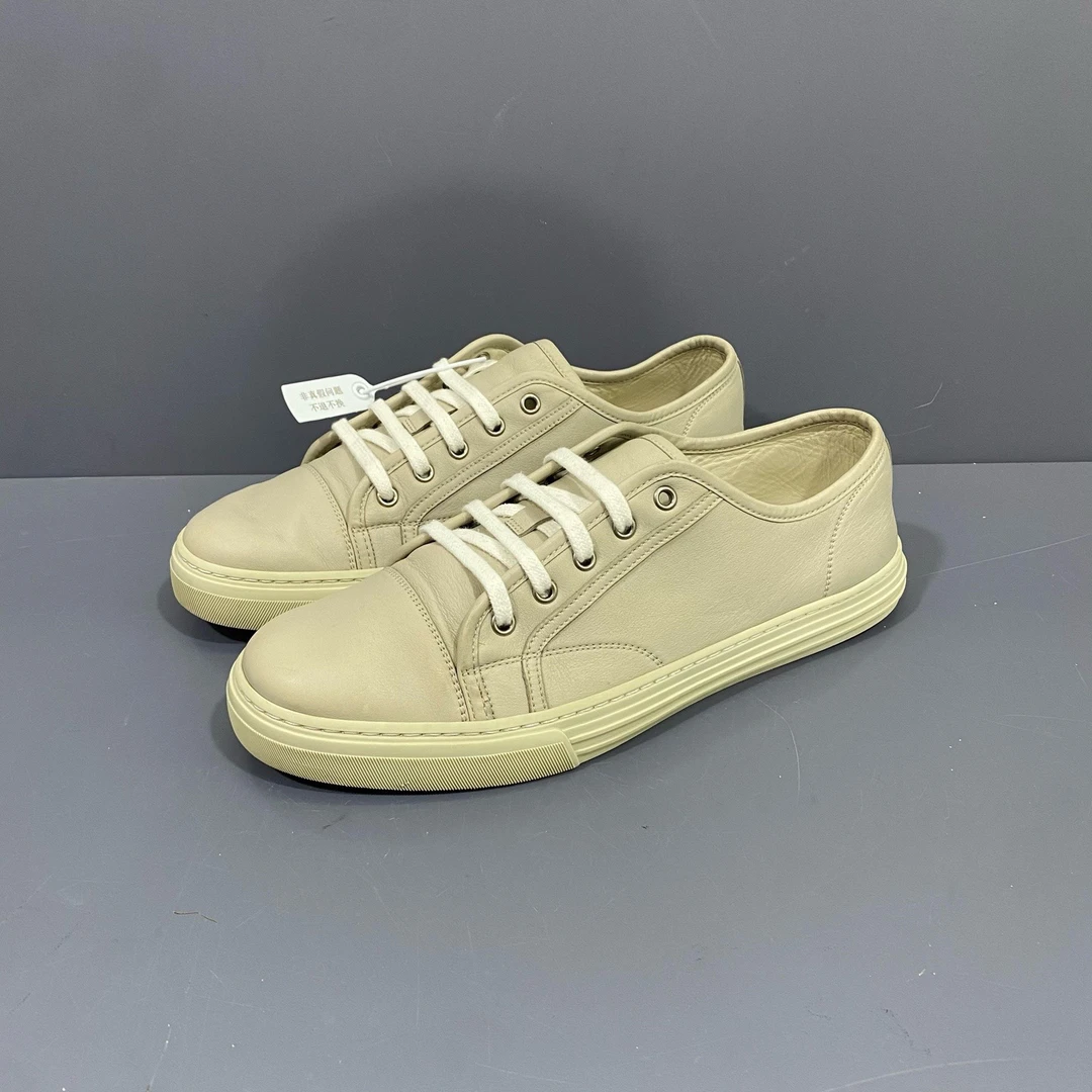 95新 GUCCI/古驰 43码 古驰gucci 板鞋 成色很新 秒价