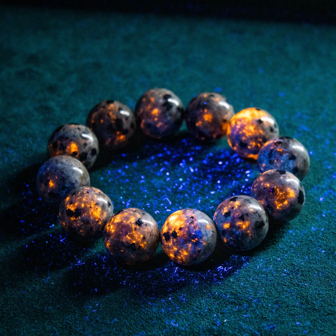 【正品保证】卡16气质新款时尚传承典藏男女同款火灵石奇石