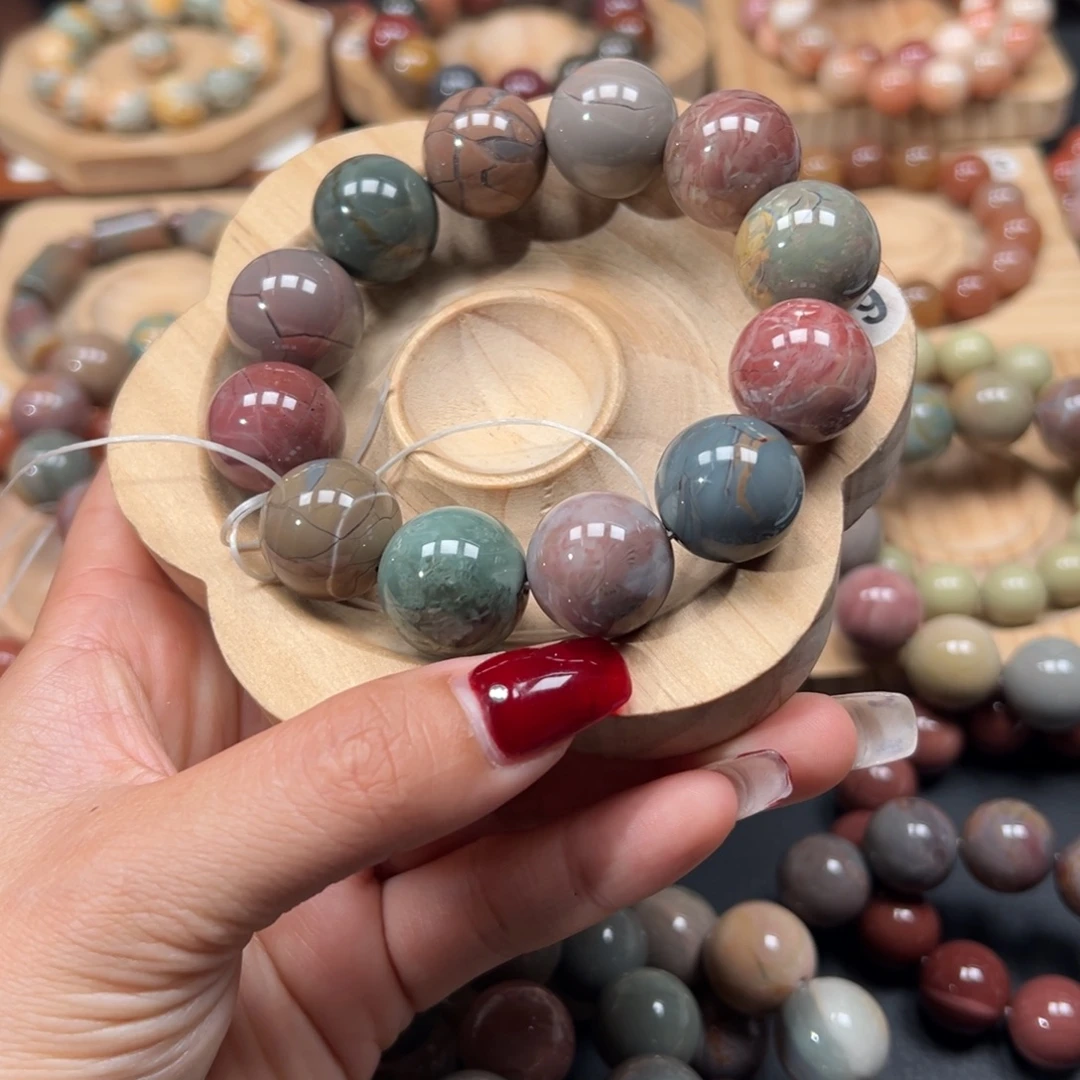 鱼***鹰石英质玉未镶嵌手链66