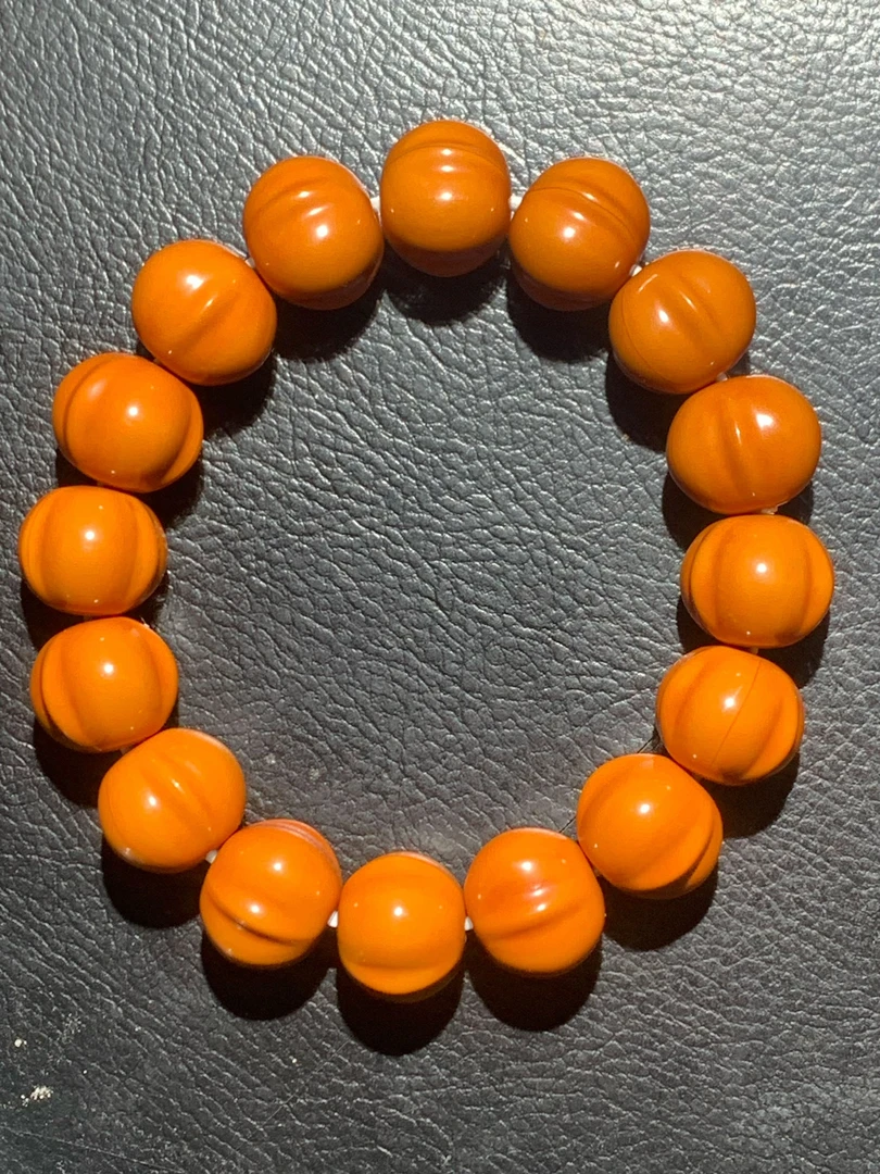 文玩核桃鲨鱼背核桃