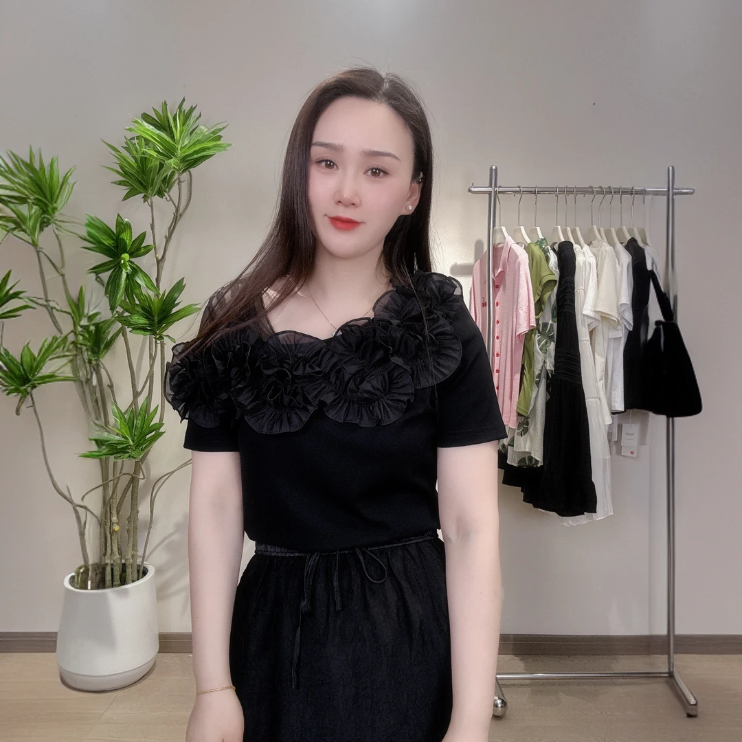 时尚带花欧美气质减龄短袖T恤夏季百搭设计感洋气上衣