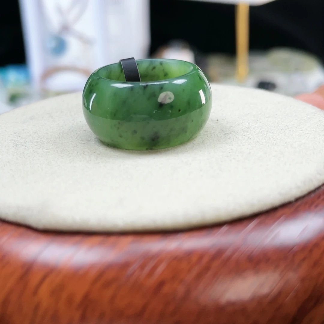 和田玉未镶嵌戒指P14碧玉轮胎16.8不退换