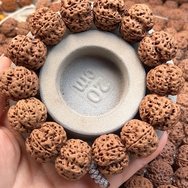 手串金刚菩提矮桩爆肉梅花24