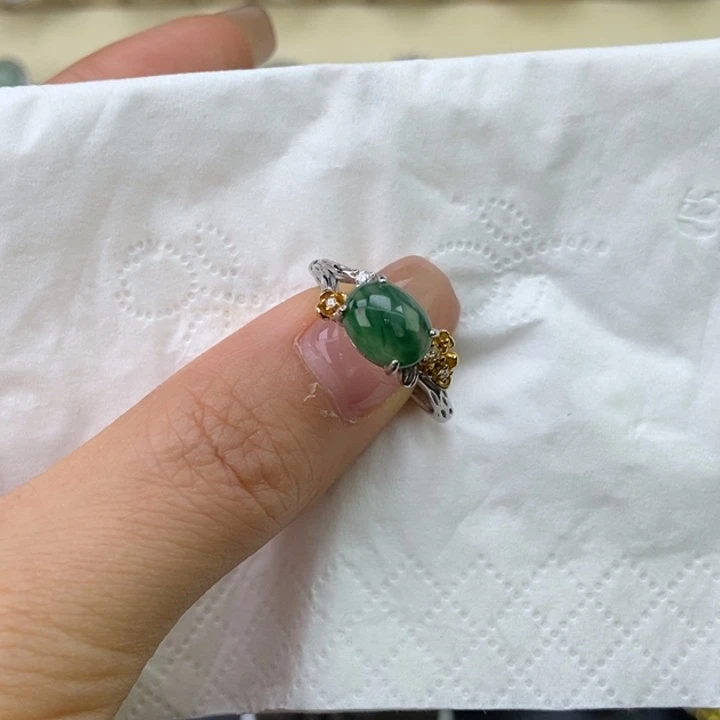 J***️翡翠银S925镶嵌戒指蛋面