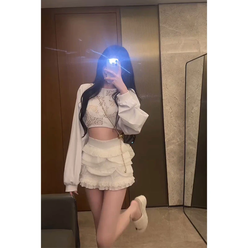 2025年夏季新款小香镂空露背设计气质短上衣重工多裁片蛋糕半身裙