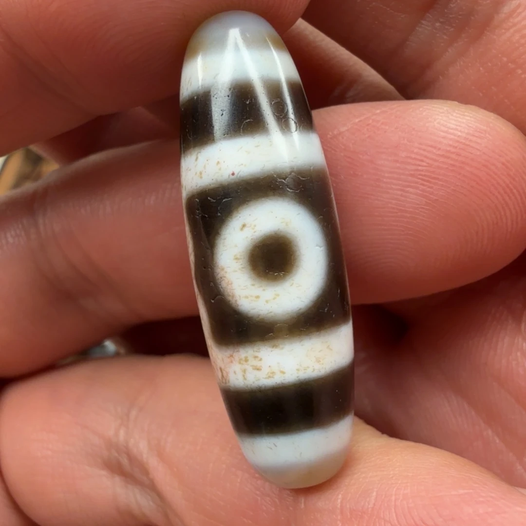 前***，玛瑙/玉髓颈饰未镶嵌