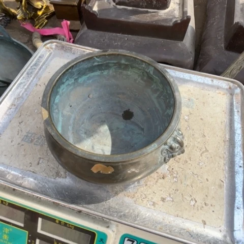 家***事黄铜铜器理性消费