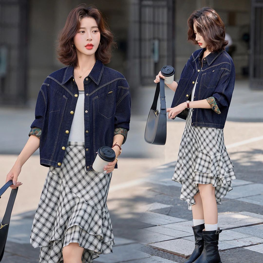 休闲时尚翻领复古牛仔外套女2025春秋新款松弛感宽松百搭短款上衣